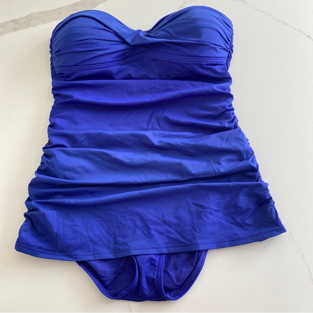 Tommy Bahama Women’s size 8 Shirred Bandeau one piece blue